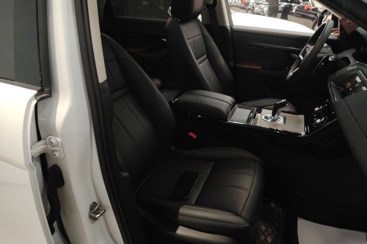 Used Land Rover Range Evoque New Energy 2022 Aurora L P300e Plug-in Hybrid Electric Version Right Front Seat
