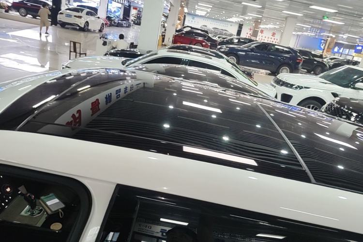 Used Land Rover Range Evoque New Energy 2022 Aurora L P300e Plug-in Hybrid Electric Version Roof