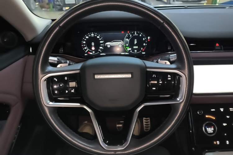 Used Land Rover Range Evoque New Energy 2022 Aurora L P300e Plug-in Hybrid Electric Version Steering Wheel