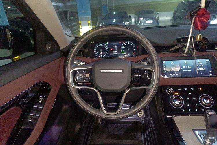 Used Land Rover Range Evoque New Energy 2022 Aurora L P300e Plug-in Hybrid Electric Version Steering Wheel