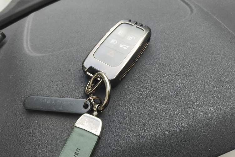 Used Land Rover Range Evoque New Energy 2022 Aurora L P300e Plug-in Hybrid Electric Version Vehicle Key