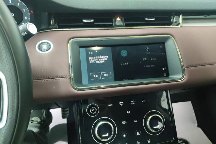 Used Land Rover Range Evoque New Energy 2023 Aurora L P300e Plug-in Hybrid Electric Version Audio And AC Panel