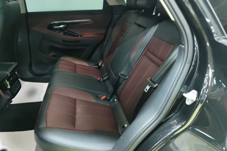 Used Land Rover Range Evoque New Energy 2023 Aurora L P300e Plug-in Hybrid Electric Version Interior 4