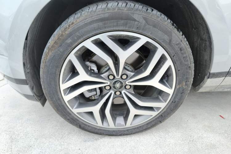 Used Land Rover Range Evoque New Energy 2023 Aurora L P300e Plug-in Hybrid Electric Version Exterior 4