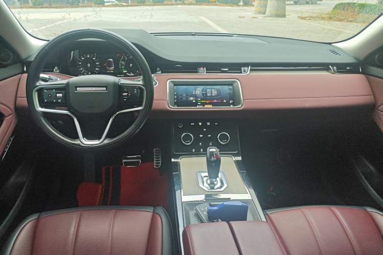 Used Land Rover Range Evoque New Energy 2023 Aurora L P300e Plug-in Hybrid Electric Version Center Console