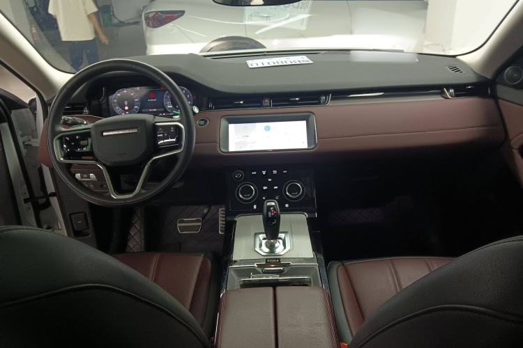 Used Land Rover Range Evoque New Energy 2023 Aurora L P300e Plug-in Hybrid Electric Version Center Console