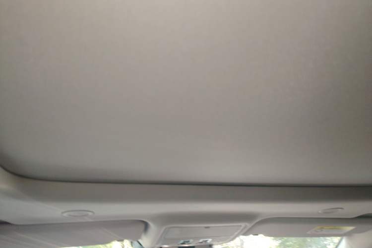 Used Land Rover Range Evoque New Energy 2023 Aurora L P300e Plug-in Hybrid Electric Version Headliner