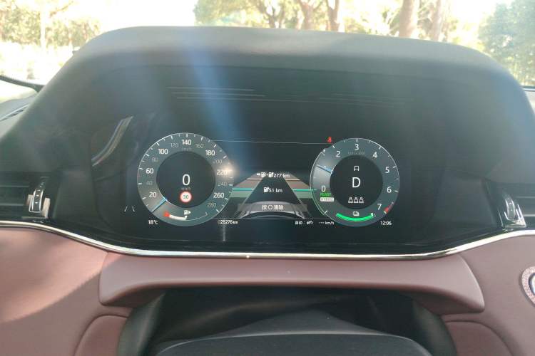 Used Land Rover Range Evoque New Energy 2023 Aurora L P300e Plug-in Hybrid Electric Version Instrument Cluster