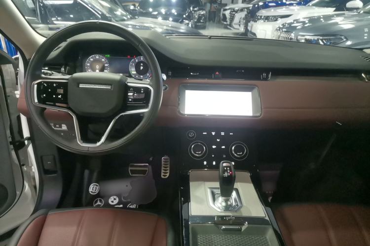 Used Land Rover Range Evoque New Energy 2023 Aurora L P300e Plug-in Hybrid Electric Version Interior 2