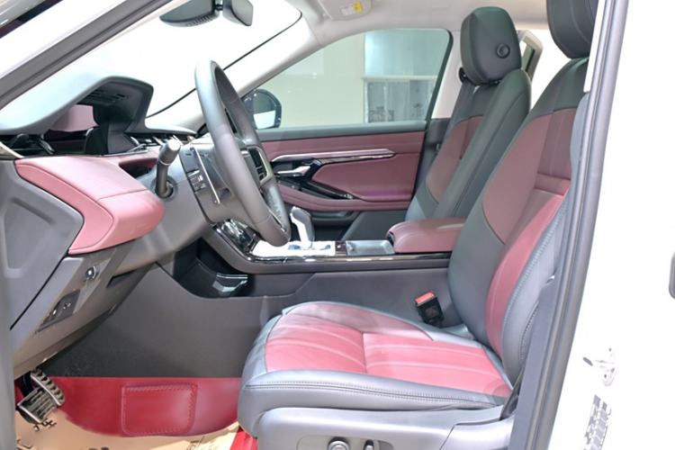 Used Land Rover Range Evoque New Energy 2023 Aurora L P300e Plug-in Hybrid Electric Version Interior 6