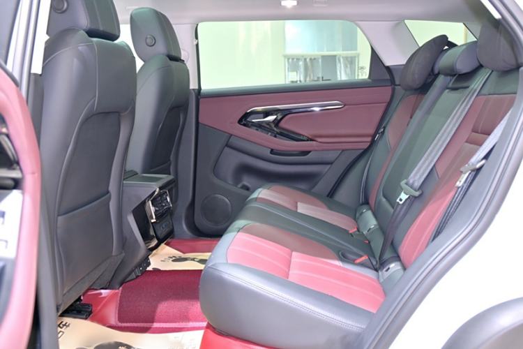 Used Land Rover Range Evoque New Energy 2023 Aurora L P300e Plug-in Hybrid Electric Version Interior 7