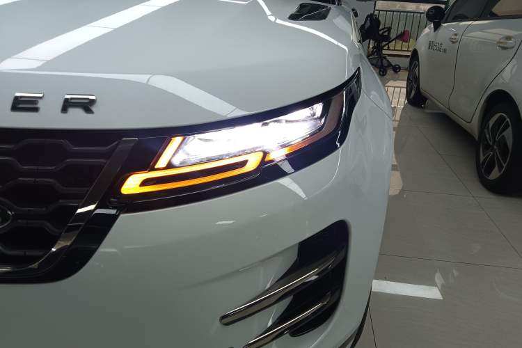 Used Land Rover Range Evoque New Energy 2023 Aurora L P300e Plug-in Hybrid Electric Version Left Front Headlight