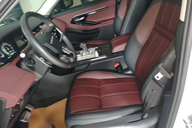 Used Land Rover Range Evoque New Energy 2023 Aurora L P300e Plug-in Hybrid Electric Version Left Front Seat