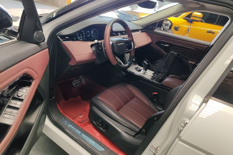 Used Land Rover Range Evoque New Energy 2023 Aurora L P300e Plug-in Hybrid Electric Version Left Front Seat