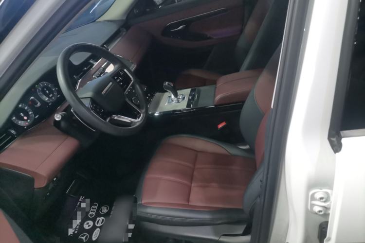 Used Land Rover Range Evoque New Energy 2023 Aurora L P300e Plug-in Hybrid Electric Version Left Front Seat