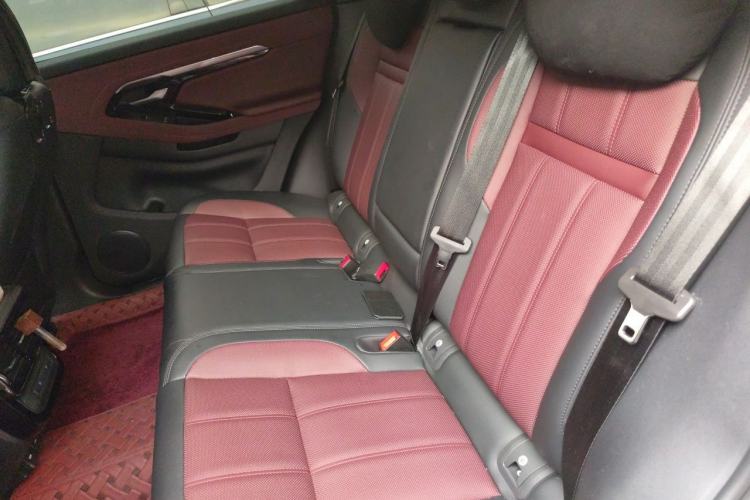 Used Land Rover Range Evoque New Energy 2023 Aurora L P300e Plug-in Hybrid Electric Version Left Rear Seat