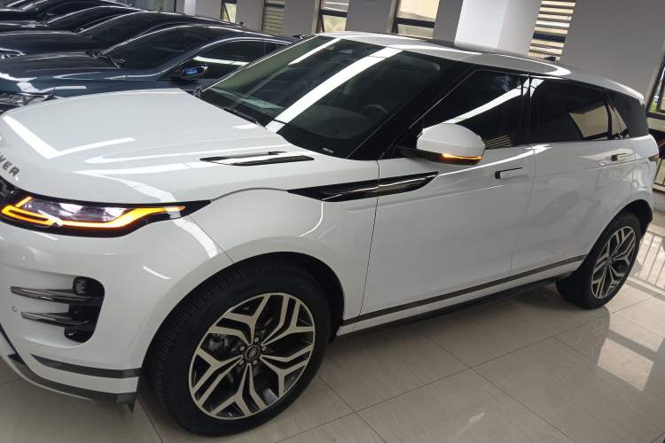 Used Land Rover Range Evoque New Energy 2023 Aurora L P300e Plug-in Hybrid Electric Version Left Side