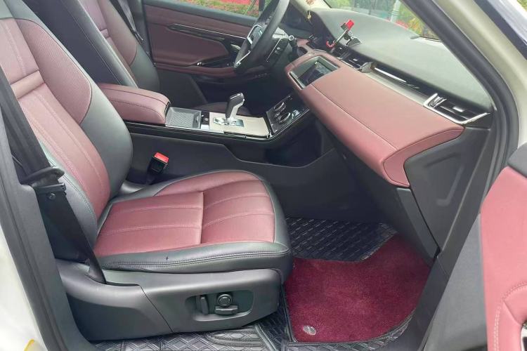 Used Land Rover Range Evoque New Energy 2023 Aurora L P300e Plug-in Hybrid Electric Version Right Front Seat