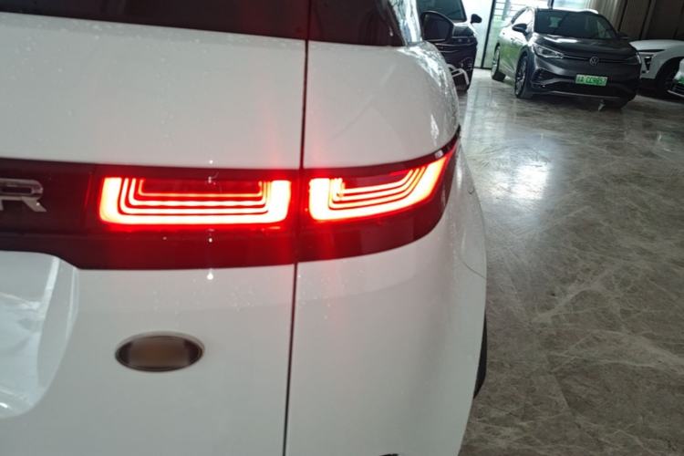 Used Land Rover Range Evoque New Energy 2023 Aurora L P300e Plug-in Hybrid Electric Version Right Rear Taillight