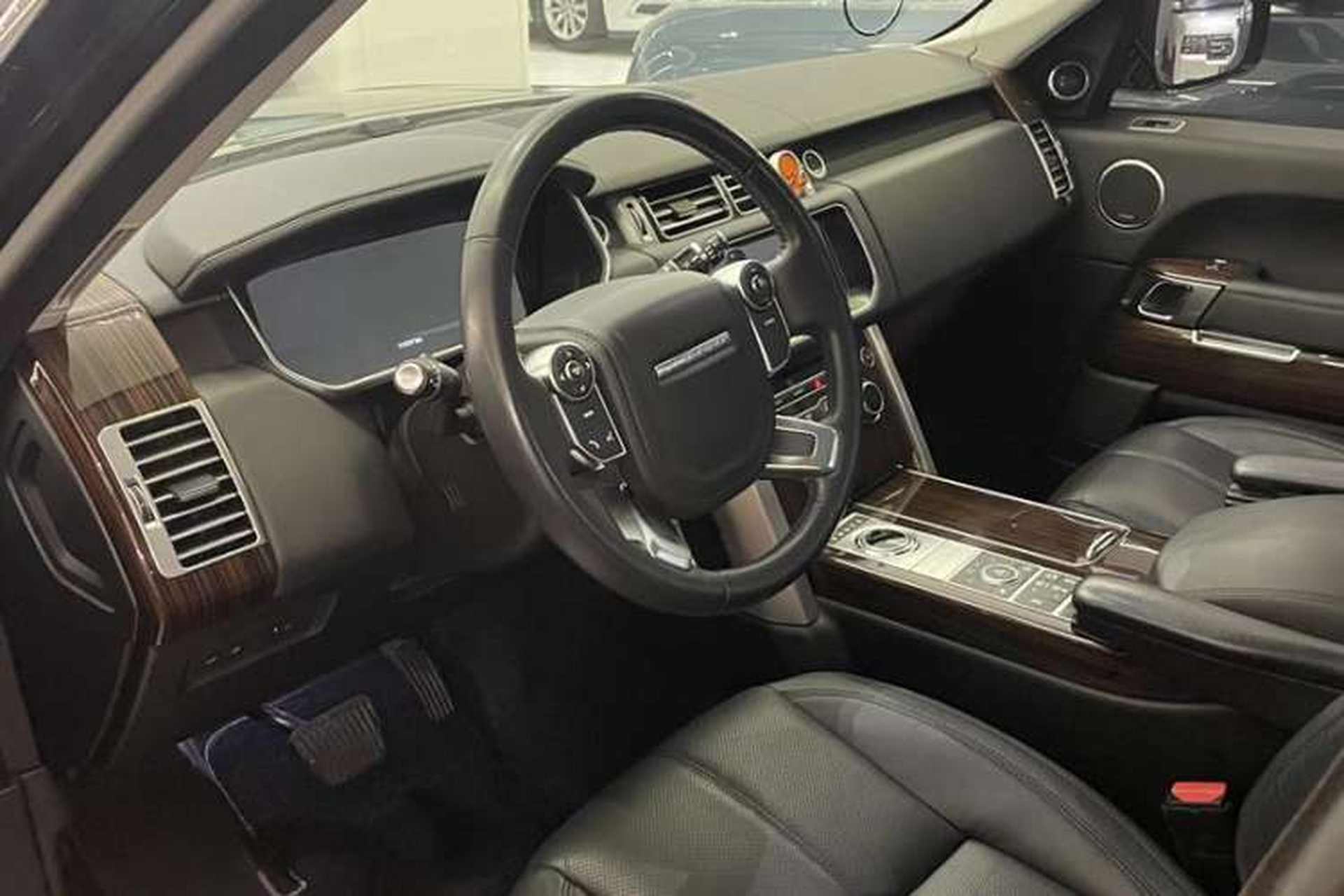 Used Land Rover Range Sport  Interior 1
