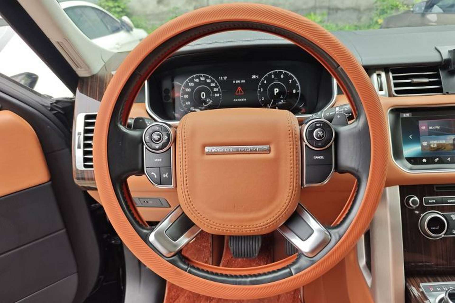 Used Land Rover Range Sport  Interior 2