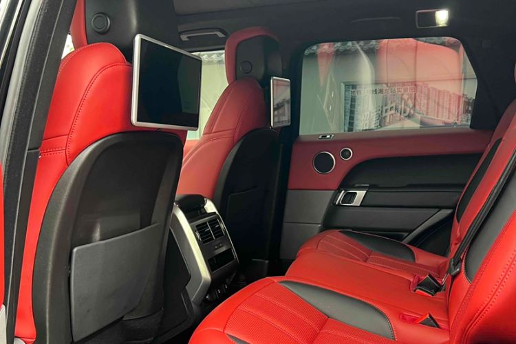 Used Land Rover Range Sport  Interior 2