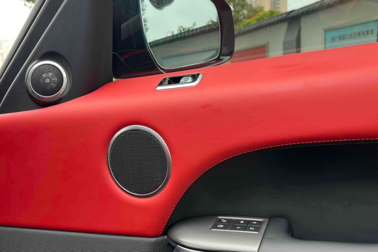 Used Land Rover Range Sport  Interior 5