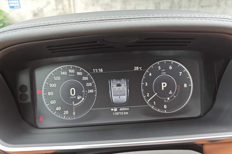 Used Land Rover Range Sport  Odometer Close Up