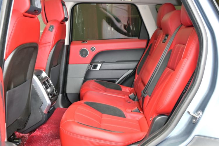 Used Land Rover Range Sport 2018 3.0 SC V6 HSE DYNAMIC Interior 5