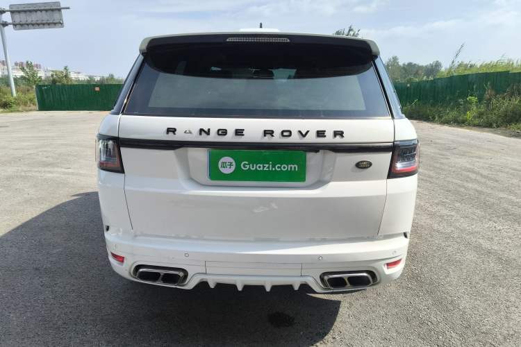 Used Land Rover Range Sport 2016 3.0 SDV6 HSE Exterior 4