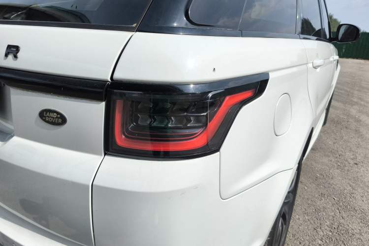 Used Land Rover Range Sport 2016 3.0 SDV6 HSE Exterior 6