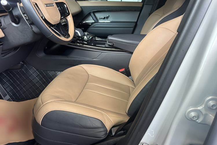 Used Land Rover Range Sport 2023 400PS Dynamic SE Left Front Seat
