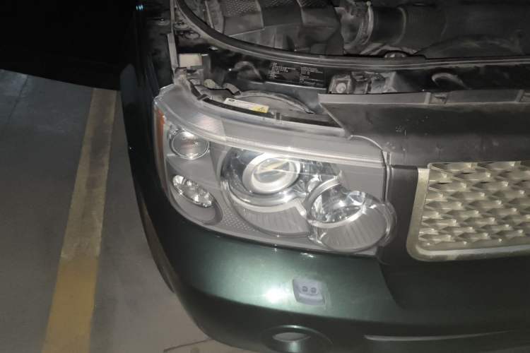 Used Land Rover Range Sport 2005 Sports Edition V8 4.4 Right Front Headlight