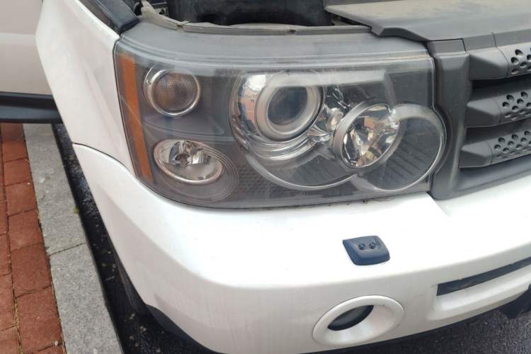 Used Land Rover Range Sport 2005 Sports Edition V8 4.4 Right Front Headlight