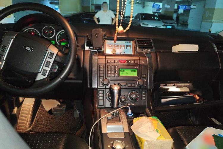 Used Land Rover Range Sport  Center Console