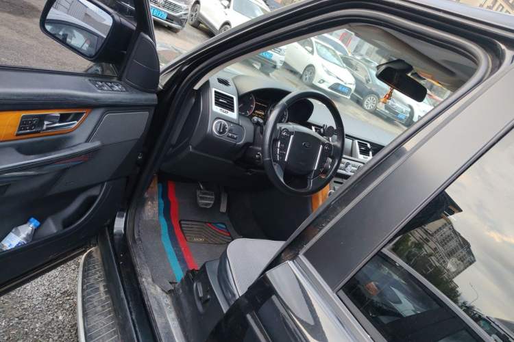 Used Land Rover Range Sport 2010 3.0 TDV6 HSE Diesel Edition Driver Seat