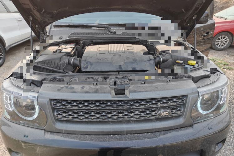 Used Land Rover Range Sport 2010 5.0 NA V8 HSE Engine Bay
