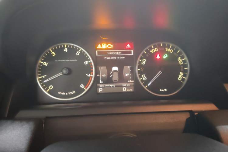 Used Land Rover Range Sport 2010 5.0 SC V8 HSE Instrument Cluster