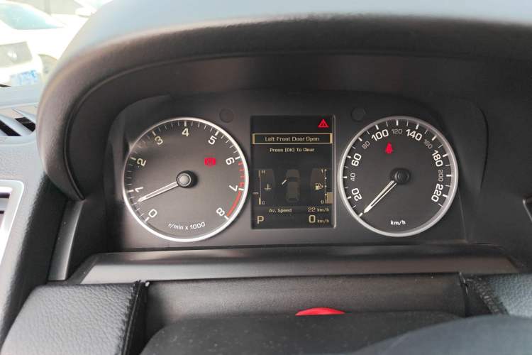 Used Land Rover Range Sport 2010 5.0 NA V8 HSE Instrument Cluster