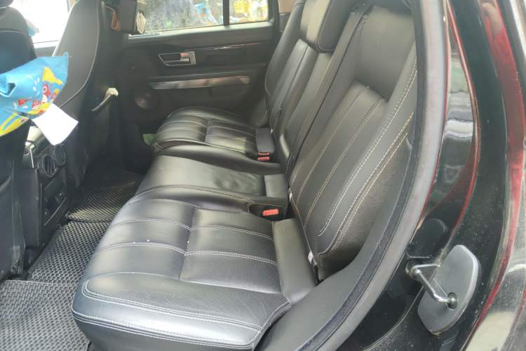 Used Land Rover Range Sport 2010 5.0 SC V8 HSE Left Rear Seat