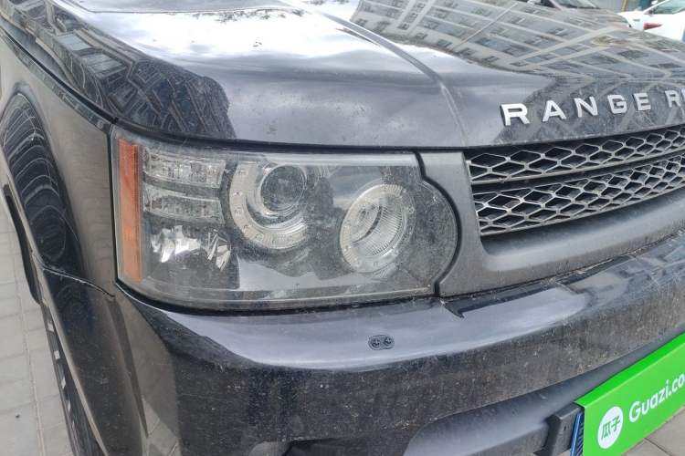 Used Land Rover Range Sport 2010 3.0 TDV6 HSE Diesel Edition Right Front Headlight