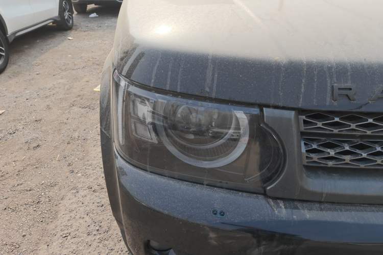 Used Land Rover Range Sport 2010 5.0 NA V8 HSE Right Front Headlight