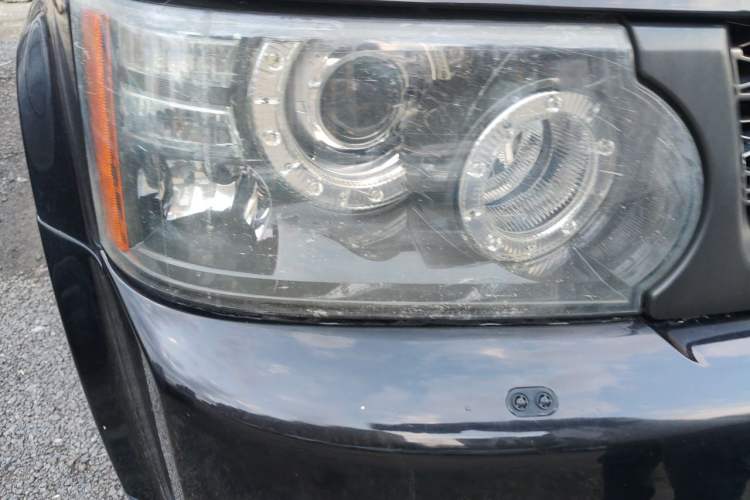 Used Land Rover Range Sport 2010 3.0 TDV6 HSE Diesel Edition Right Front Headlight