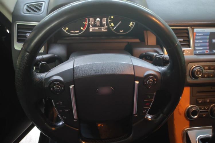 Used Land Rover Range Sport 2010 5.0 SC V8 HSE Steering Wheel