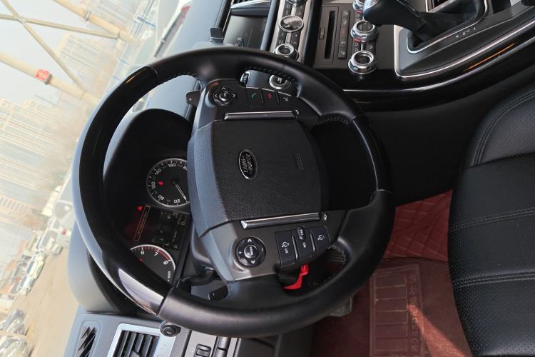 Used Land Rover Range Sport 2010 5.0 NA V8 HSE Steering Wheel