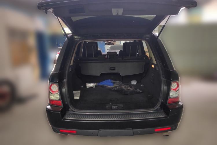 Used Land Rover Range Sport 2010 5.0 SC V8 HSE Trunk