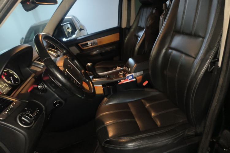 Used Land Rover Range Sport 2010 3.0 TDV6 HSE Diesel Edition Left Front Seat