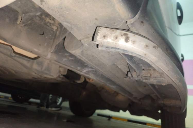 Used Land Rover Range Sport 2010 3.0 TDV6 HSE Diesel Edition Chassis Front Left