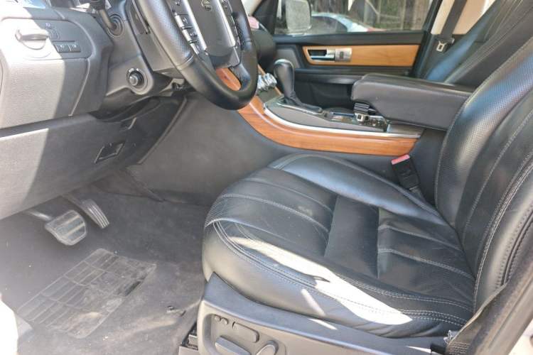 Used Land Rover Range Sport 2010 3.0 TDV6 HSE Diesel Edition Driver Seat