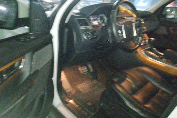 Used Land Rover Range Sport 2010 5.0 NA V8 HSE Driver Seat